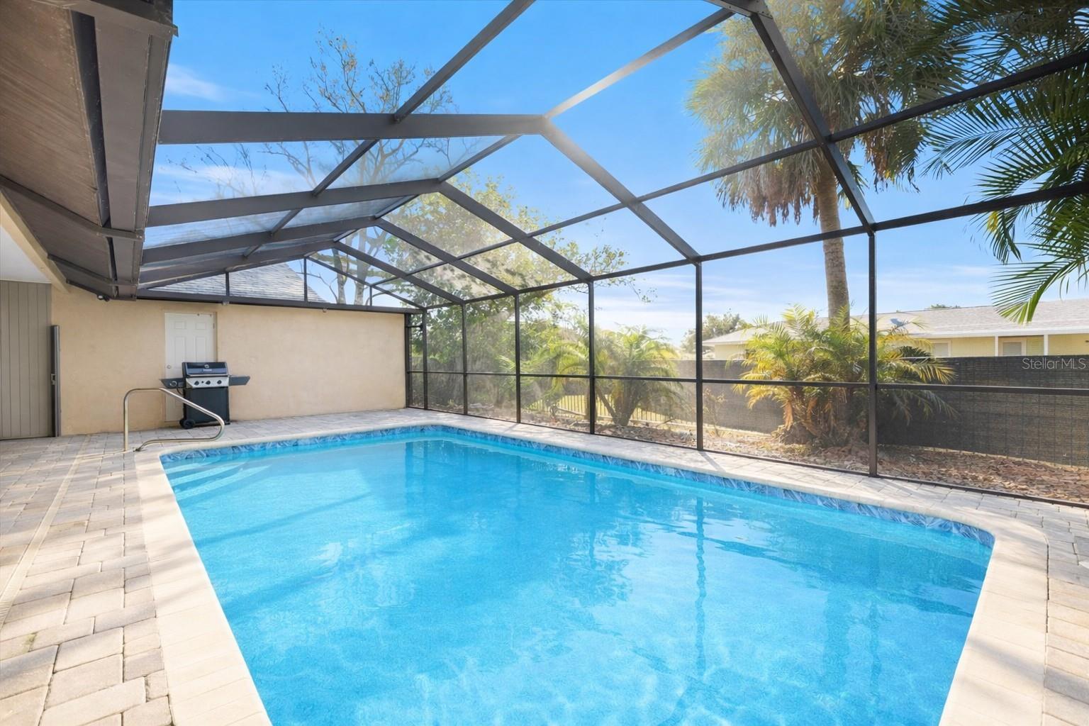 Image 36 of 79 For 1627 Del Monte Court