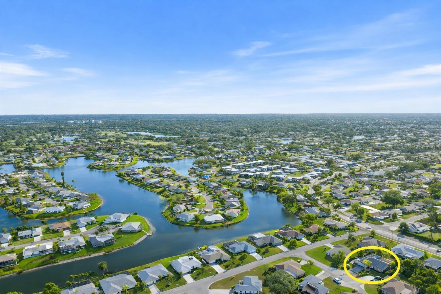 Image 45 of 79 For 1627 Del Monte Court