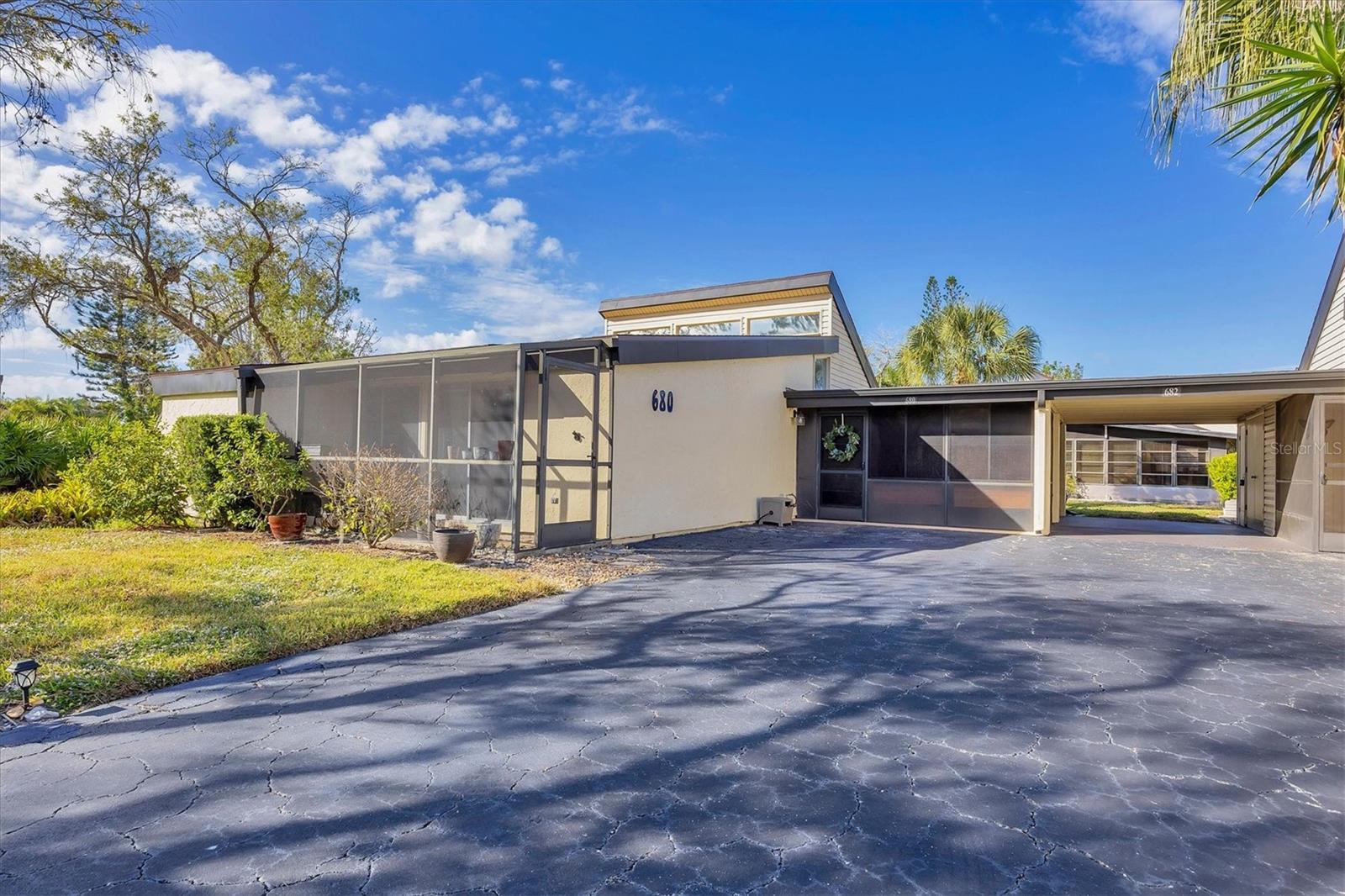 Image 21 of 40 For 680 White Pine Tree Road 61