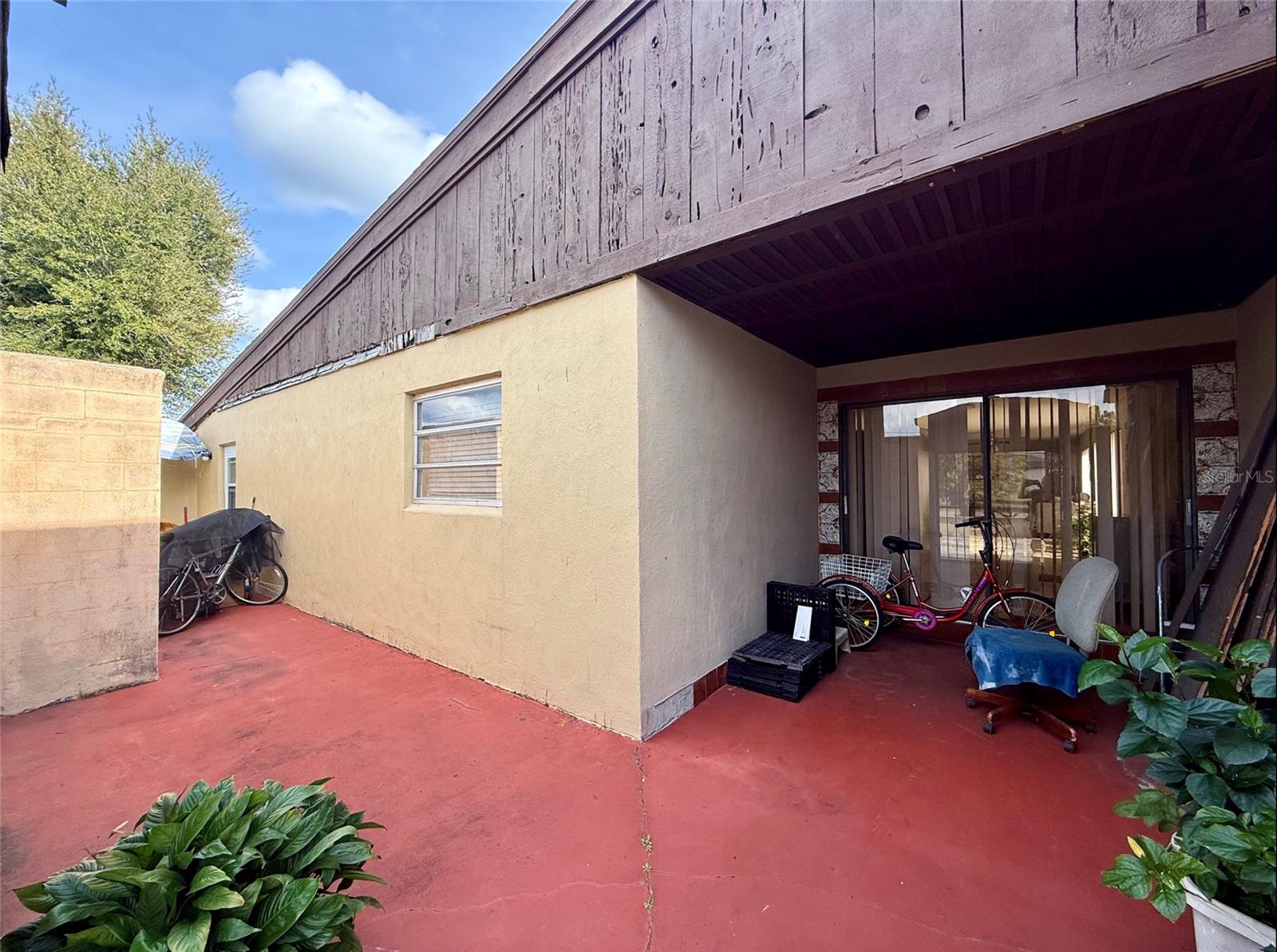 Image 5 of 27 For 12047 De Leon Drive