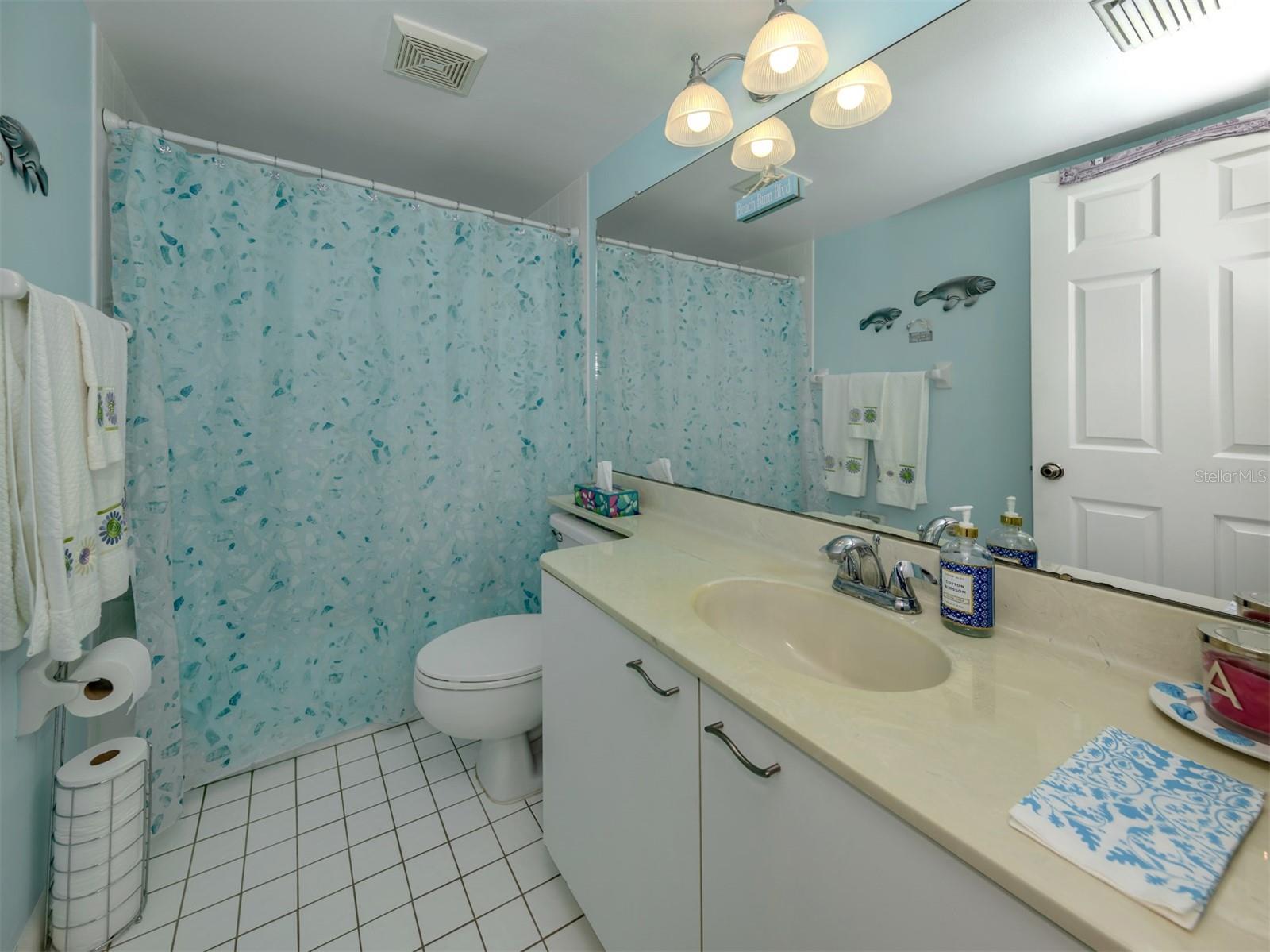 Image 19 of 100 For 818 Wexford Boulevard 818