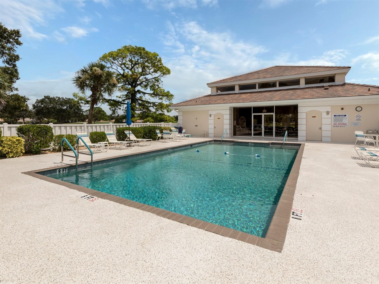 Image 32 of 100 For 818 Wexford Boulevard 818