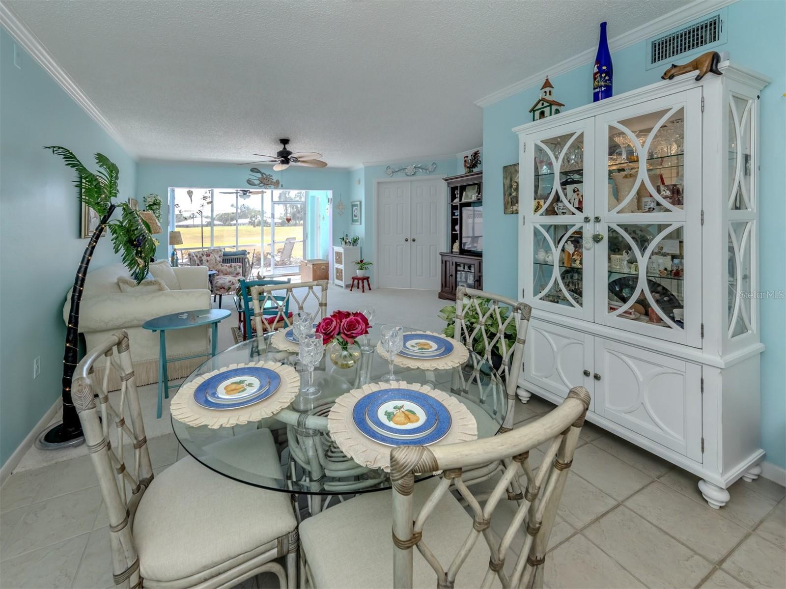 Image 35 of 100 For 818 Wexford Boulevard 818