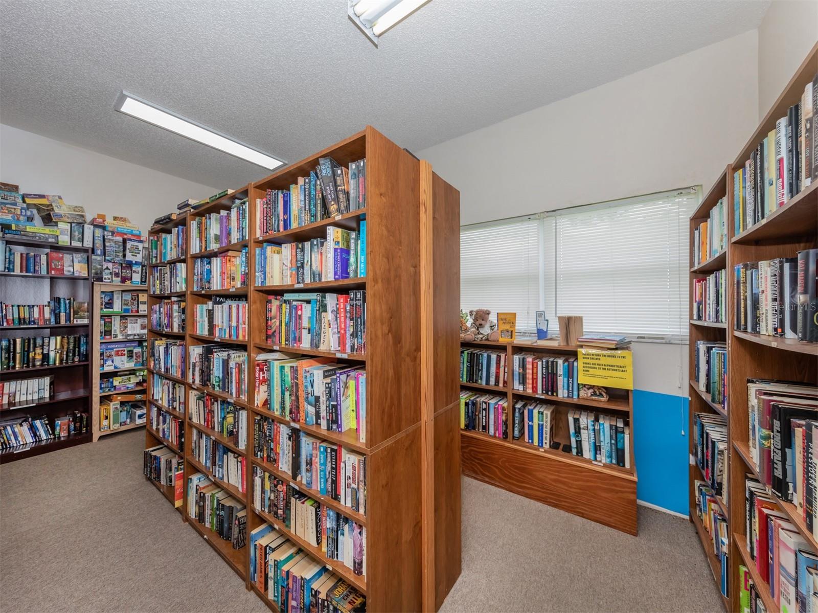 Image 69 of 100 For 818 Wexford Boulevard 818