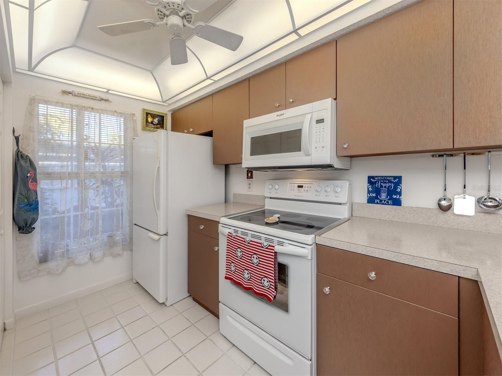 Image 9 of 100 For 818 Wexford Boulevard 818