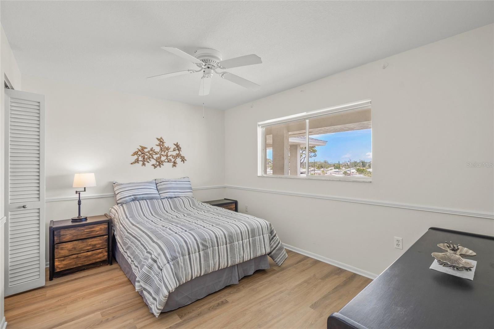 Image 16 of 30 For 708 Tamiami Trail S 319