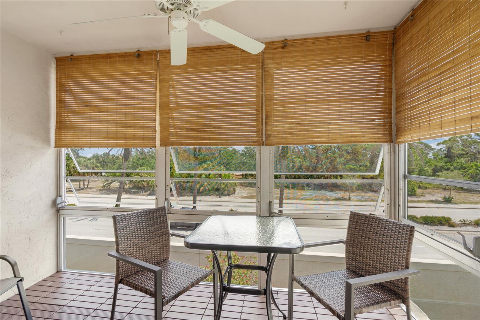 Image 22 of 30 For 708 Tamiami Trail S 319