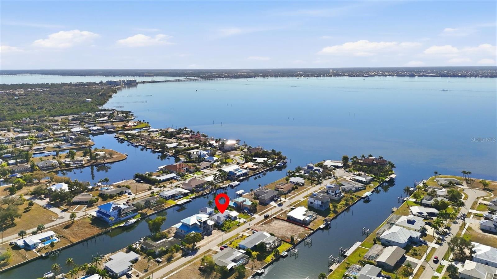 Image 11 of 64 For 217 Bangsberg Road Se