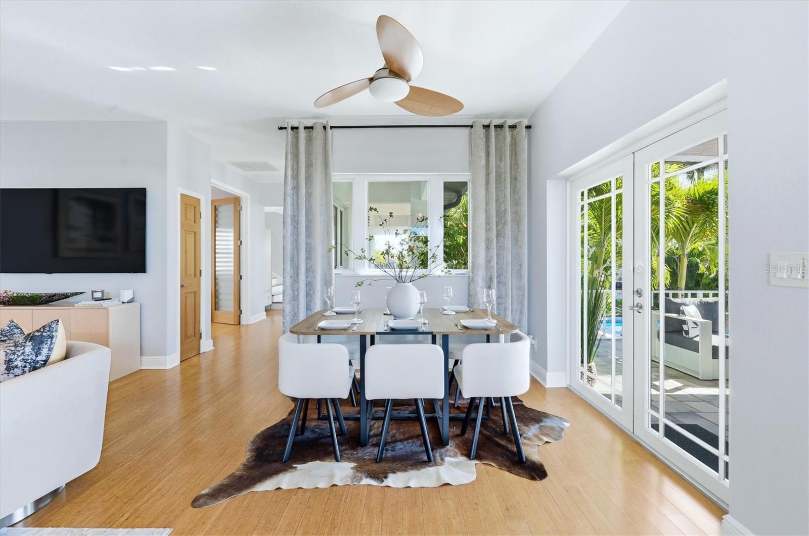 Image 24 of 64 For 217 Bangsberg Road Se