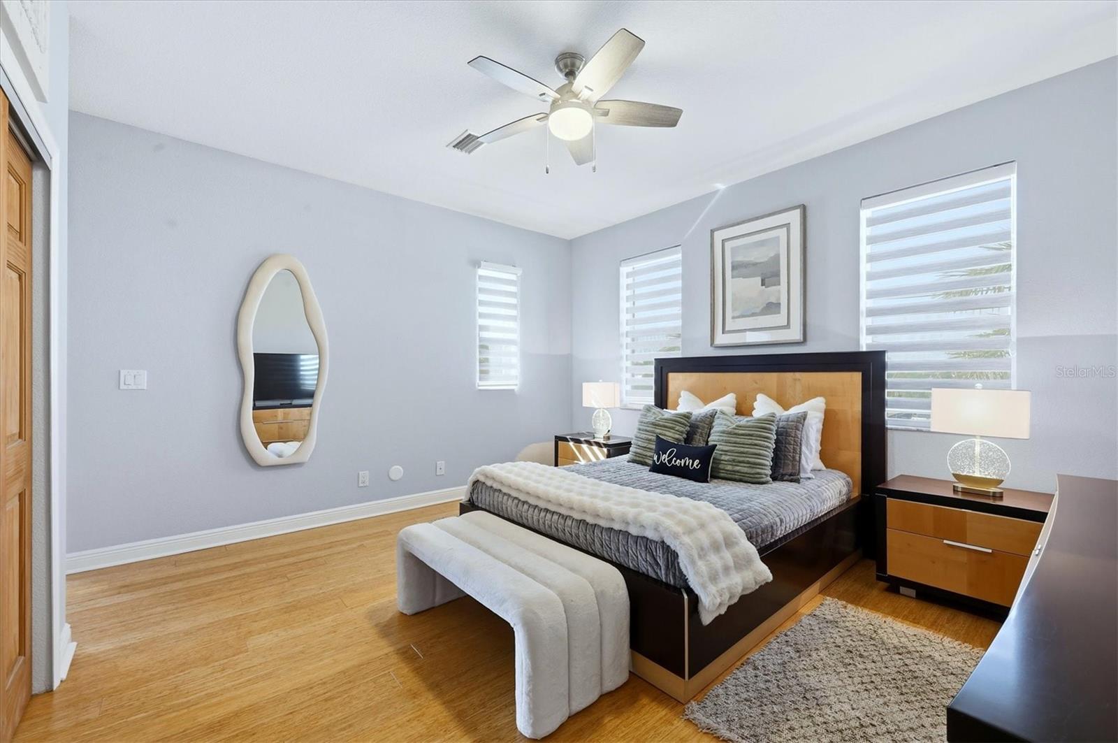 Image 28 of 64 For 217 Bangsberg Road Se