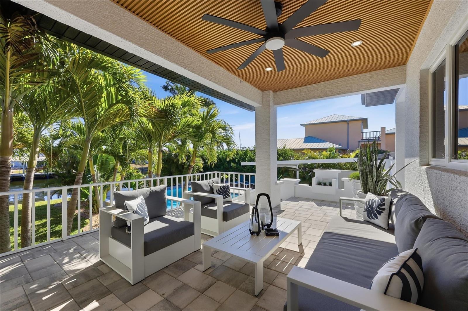 Image 48 of 64 For 217 Bangsberg Road Se