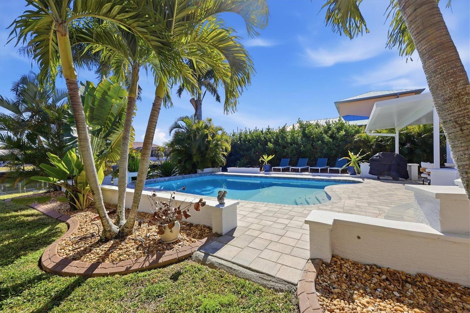 Image 51 of 64 For 217 Bangsberg Road Se