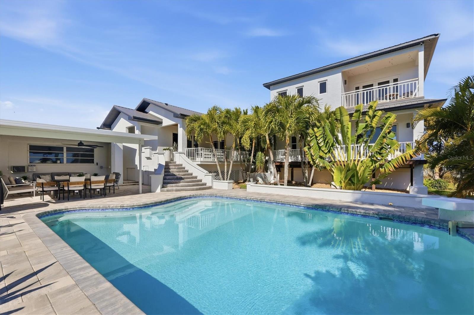 Image 56 of 64 For 217 Bangsberg Road Se