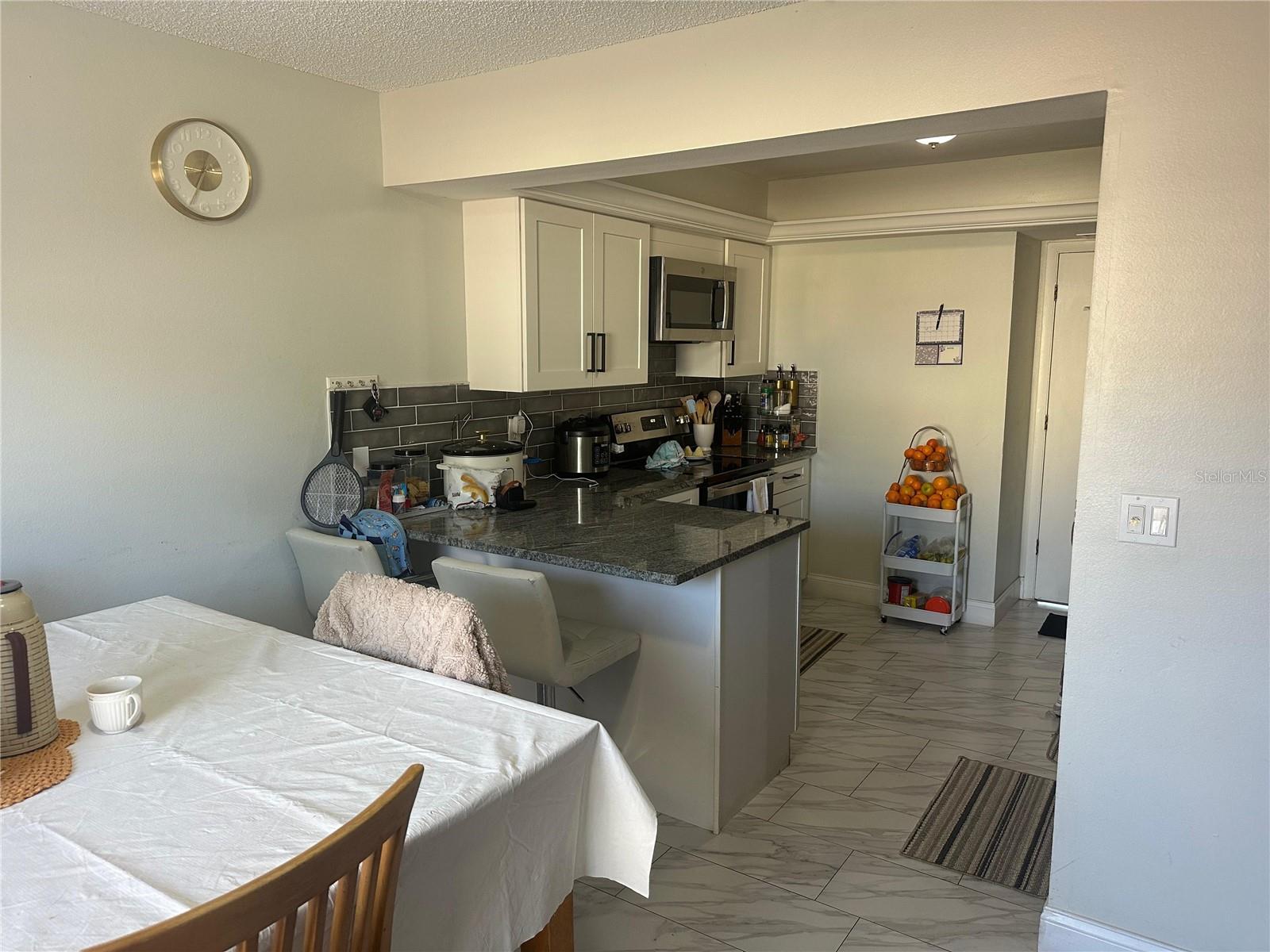 Image 4 of 19 For 6201-6205 Draw Lane