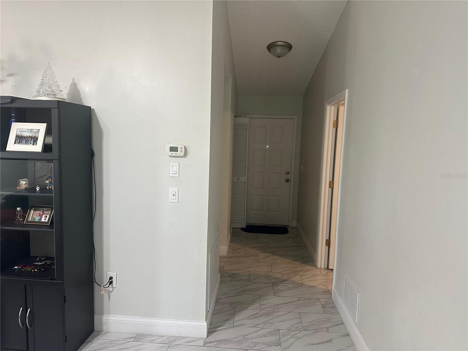 Image 8 of 19 For 6201-6205 Draw Lane