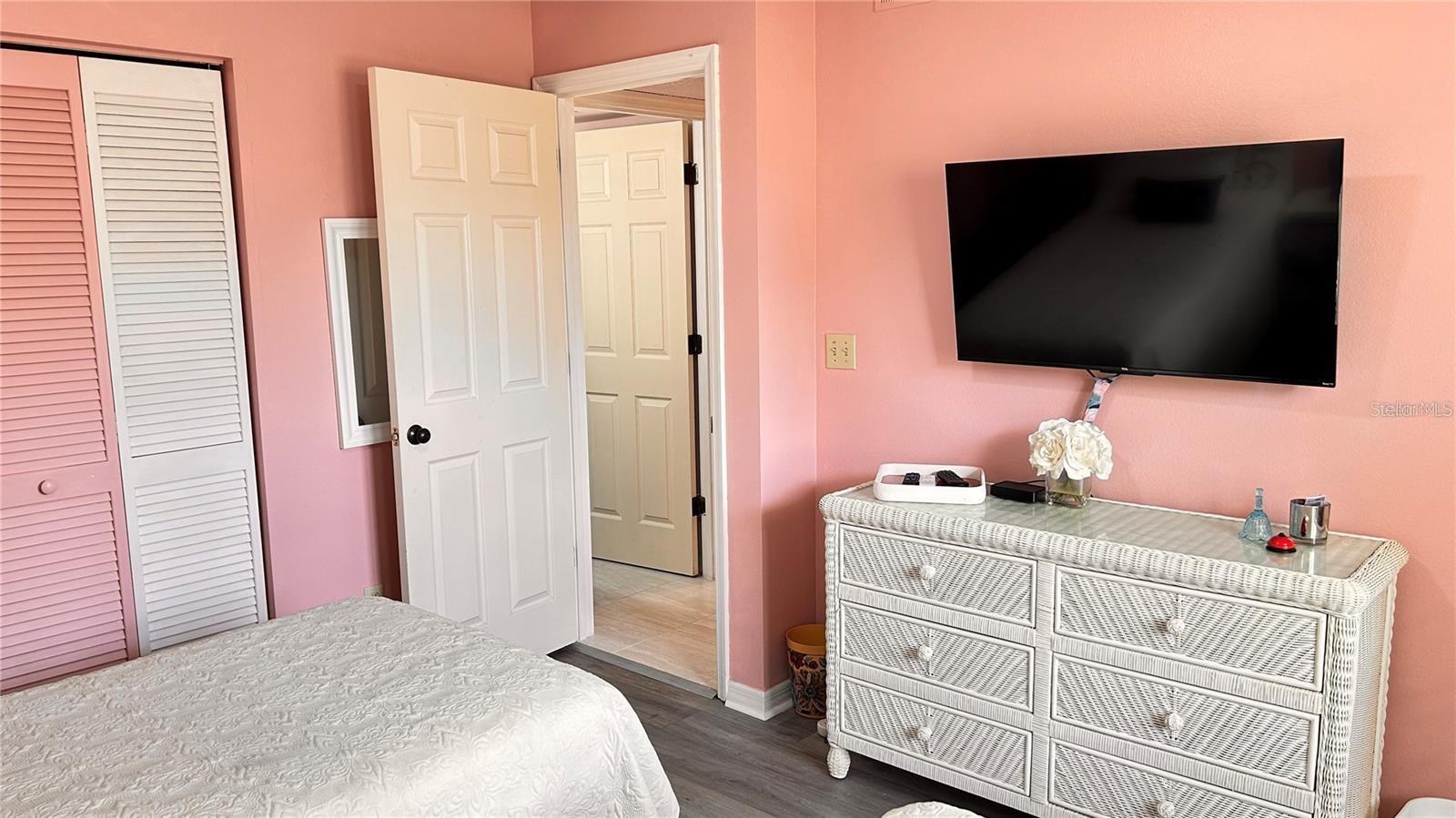 Image 14 of 21 For 433 Cerromar Lane 331