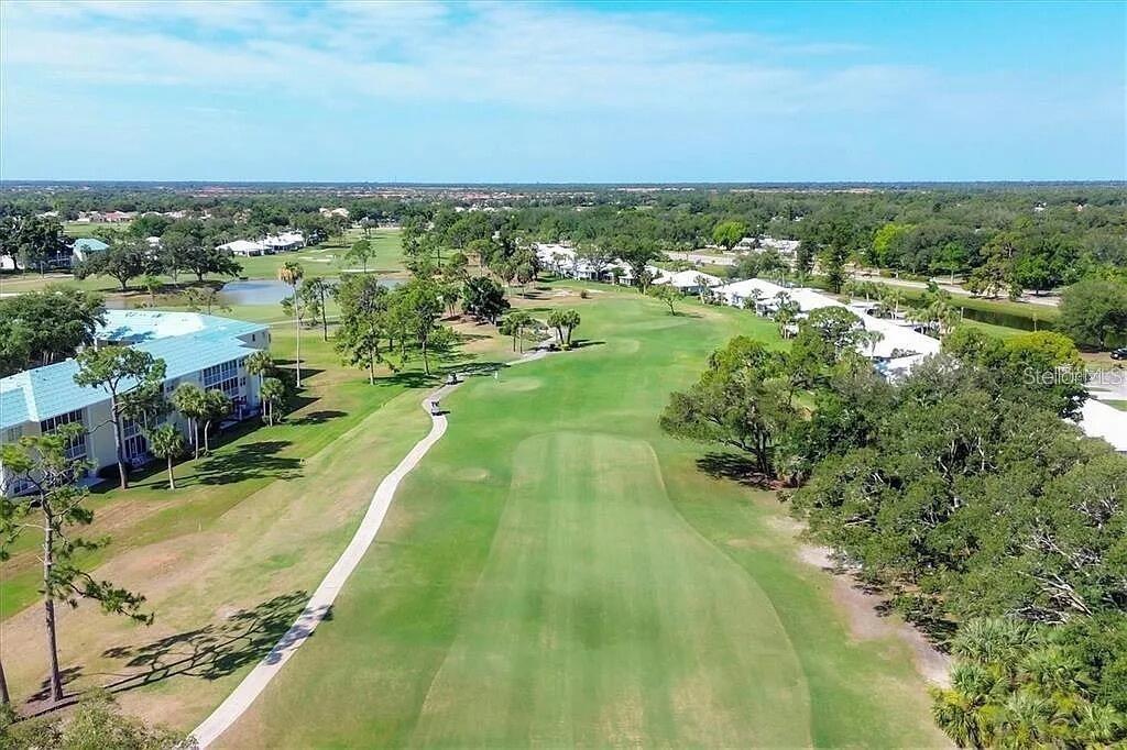 Image 19 of 21 For 433 Cerromar Lane 331