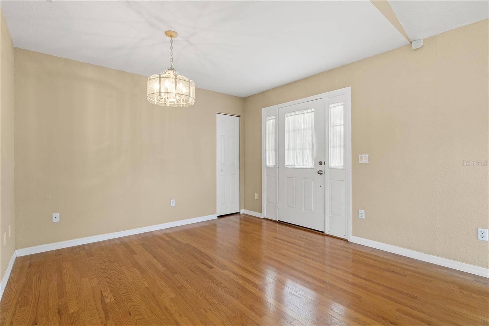 Image 10 of 73 For 2310 Englewood Road