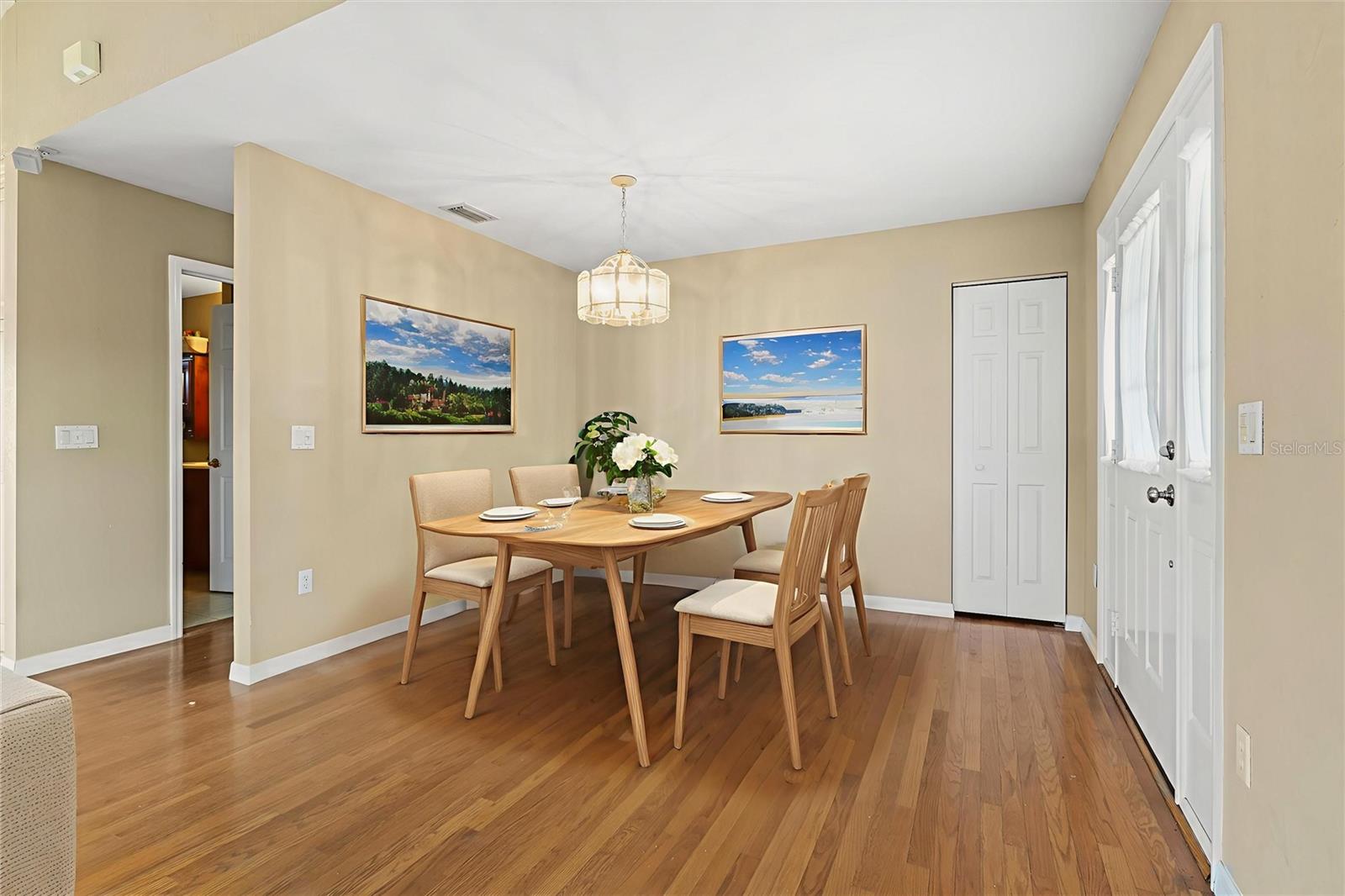 Image 11 of 73 For 2310 Englewood Road