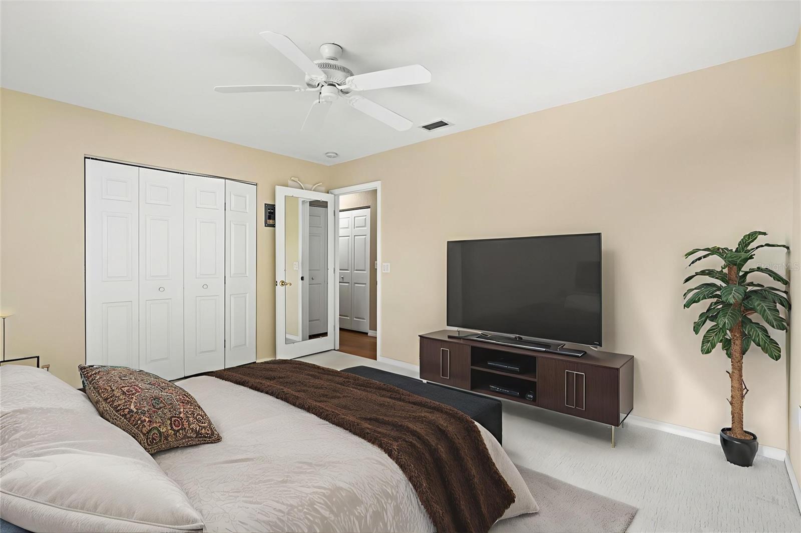 Image 34 of 73 For 2310 Englewood Road