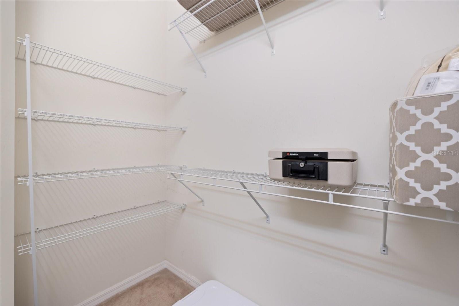 Image 29 of 38 For 2447 Daisy Drive