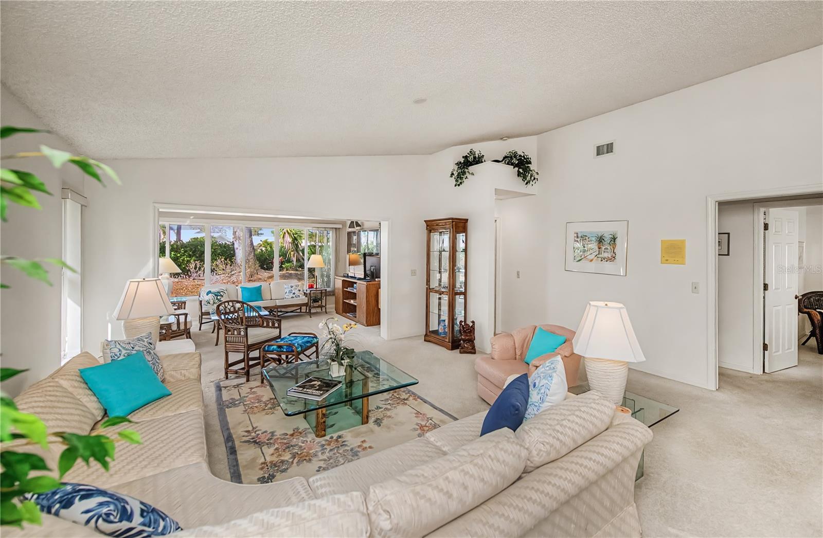 Image 14 of 61 For 711 Brightside Crescent Drive