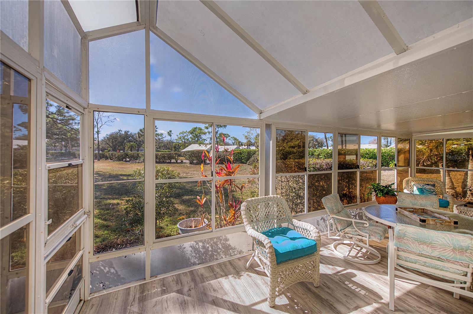 Image 22 of 61 For 711 Brightside Crescent Drive