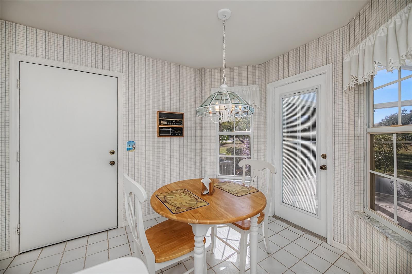 Image 30 of 61 For 711 Brightside Crescent Drive