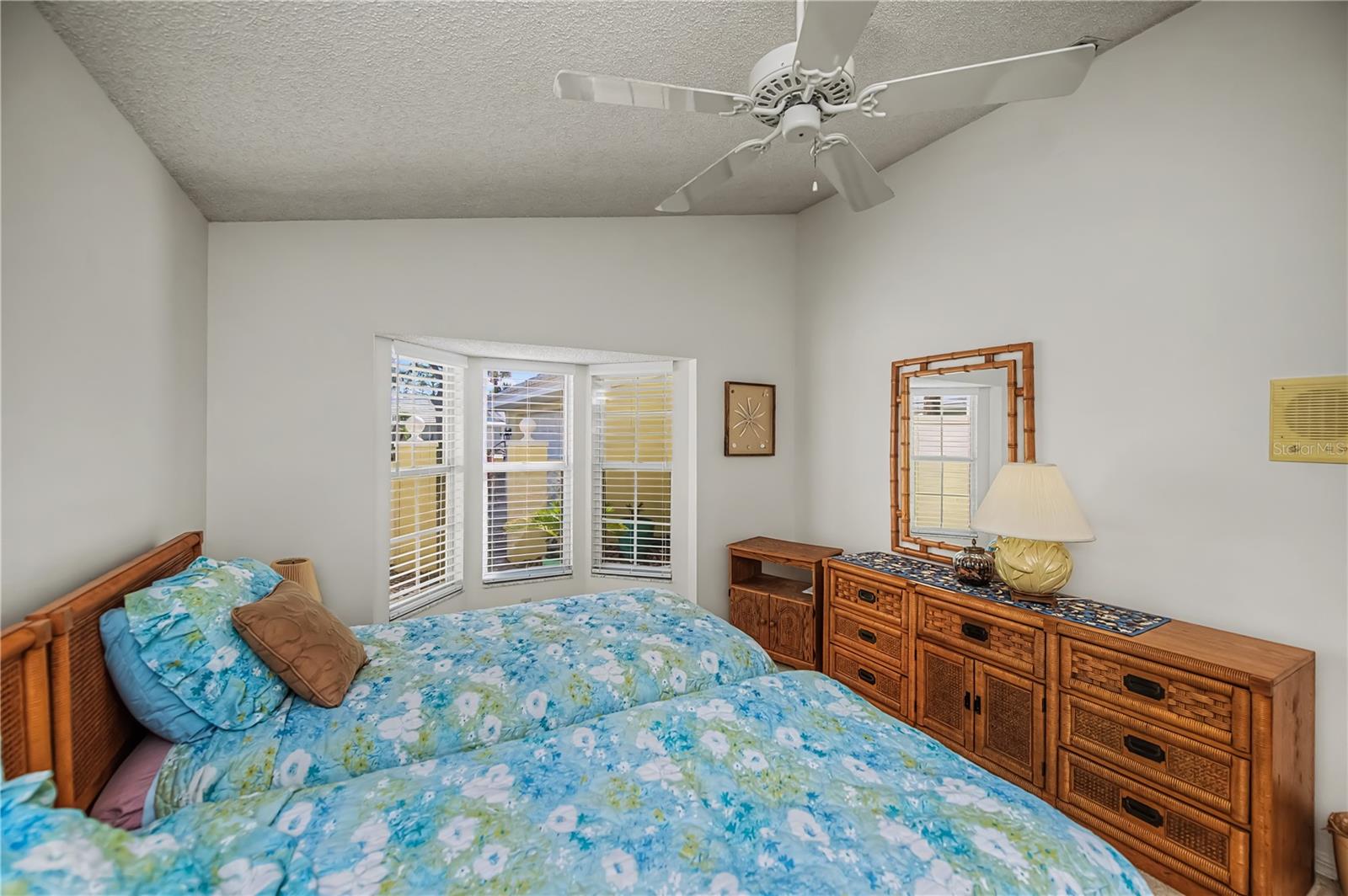 Image 37 of 61 For 711 Brightside Crescent Drive