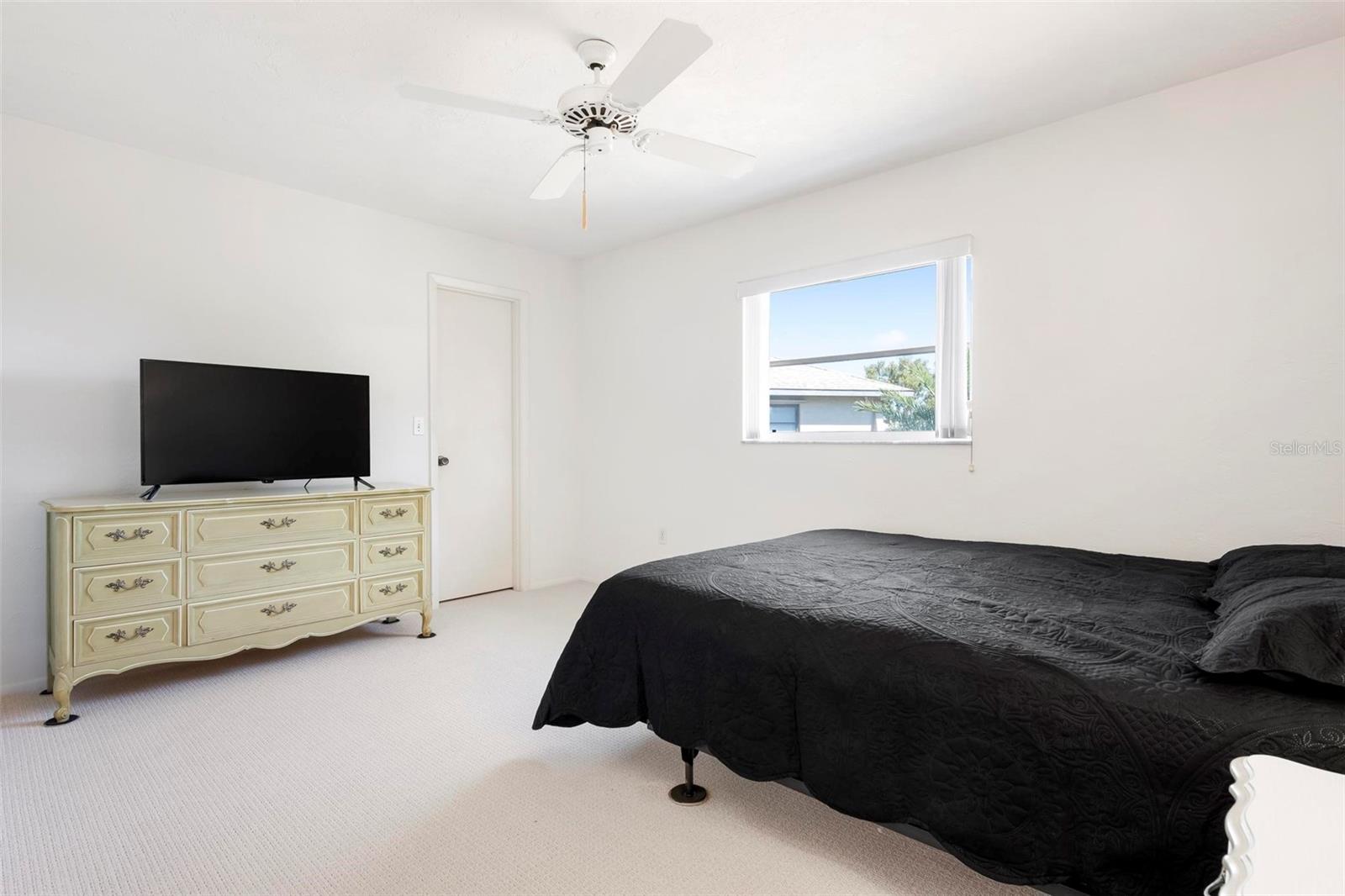 Image 38 of 72 For 980 Doral Lane