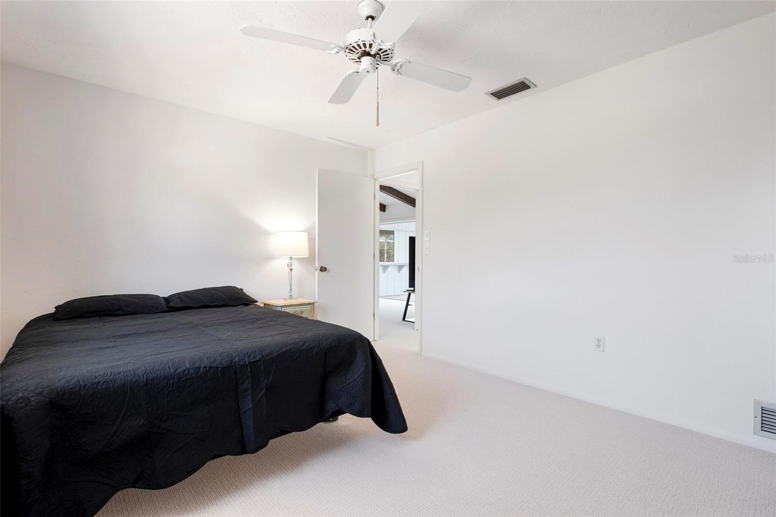 Image 39 of 72 For 980 Doral Lane