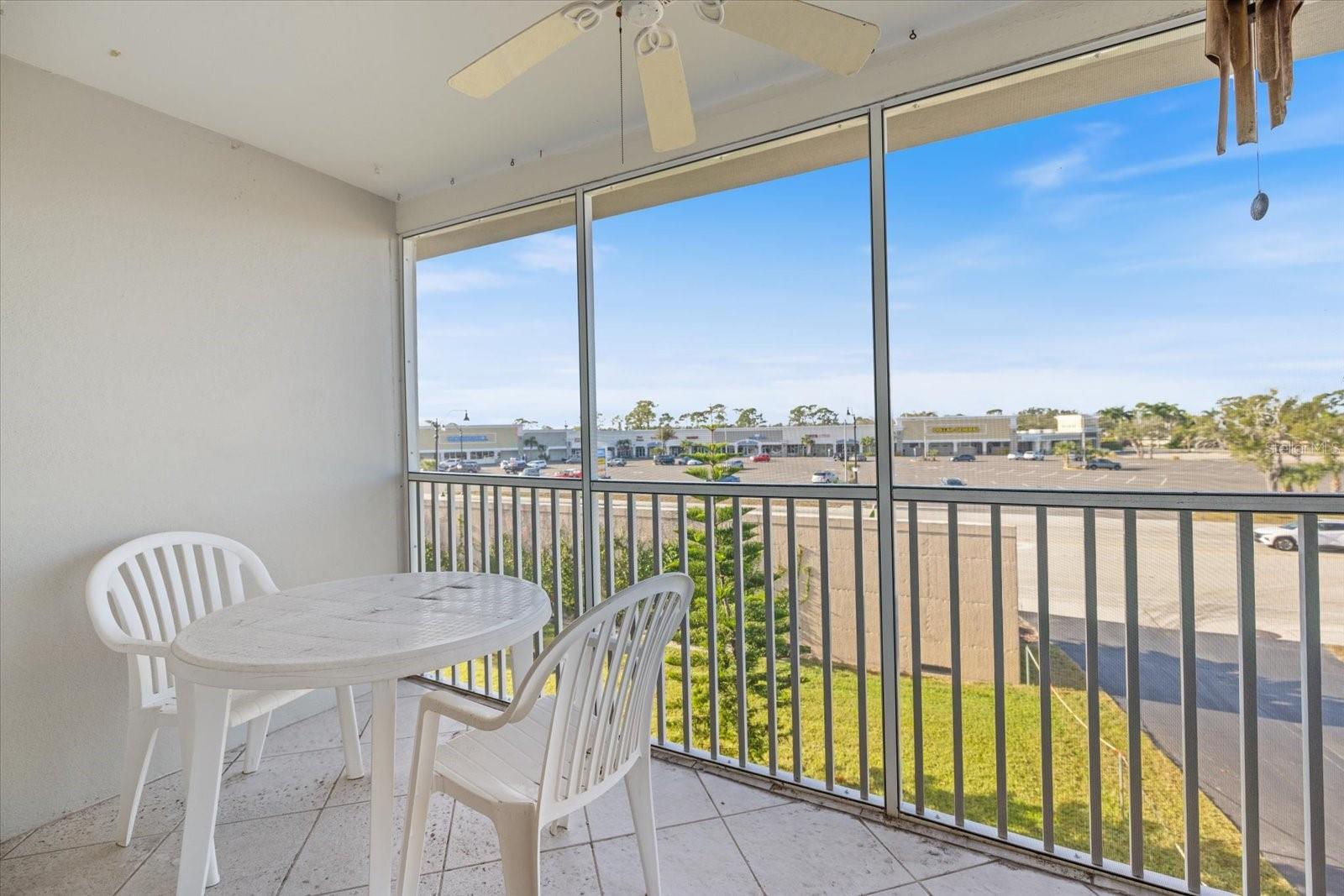 Image 23 of 39 For 649 Tamiami Trail S 301