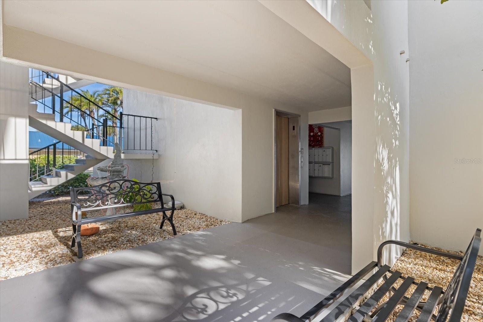 Image 31 of 39 For 649 Tamiami Trail S 301