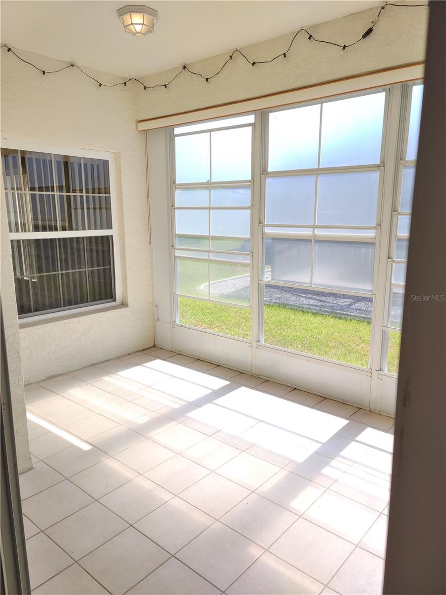 Image 15 of 42 For 5883 Monroe Road