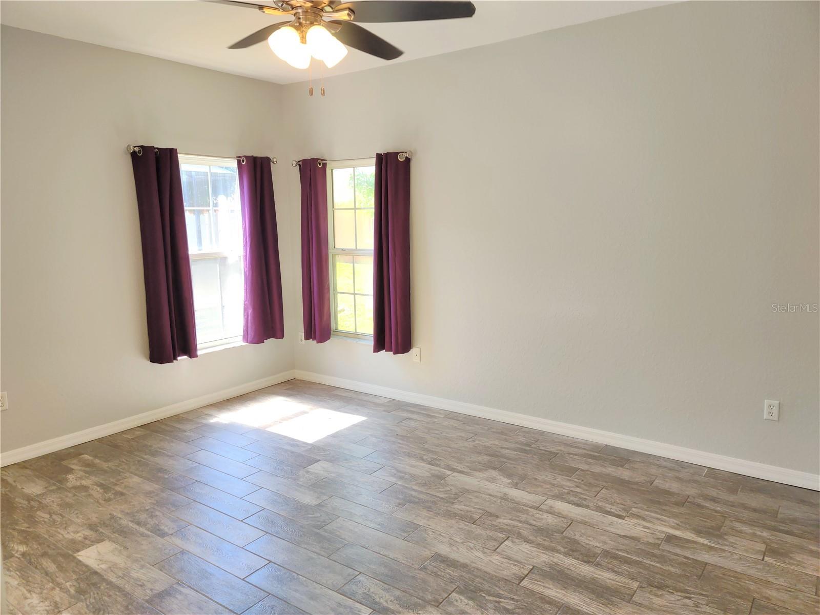 Image 19 of 42 For 5883 Monroe Road