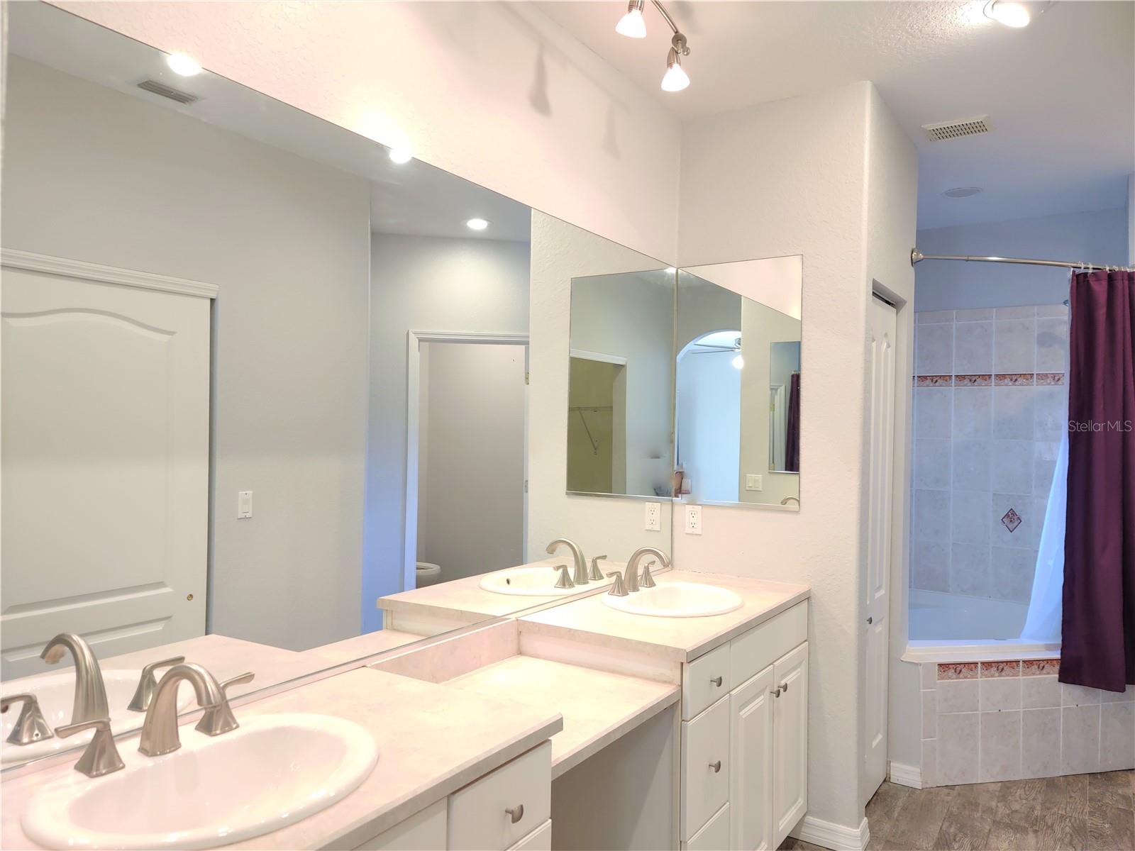 Image 25 of 42 For 5883 Monroe Road