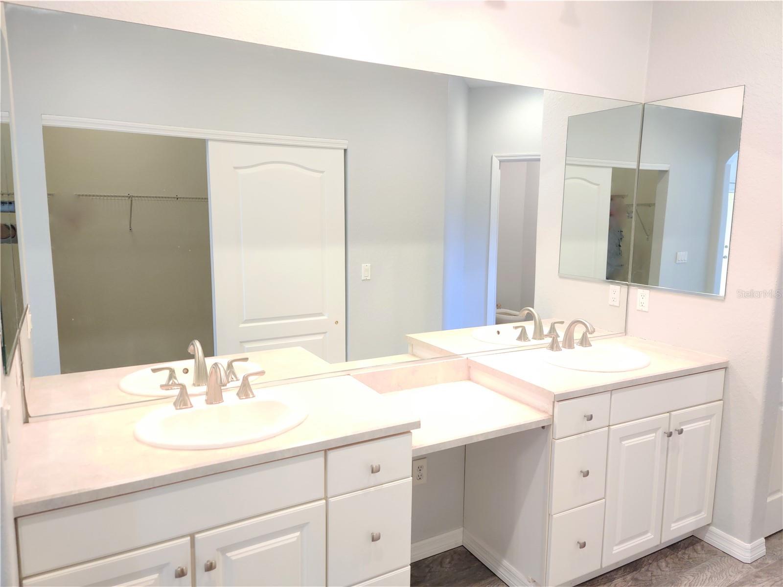 Image 28 of 42 For 5883 Monroe Road