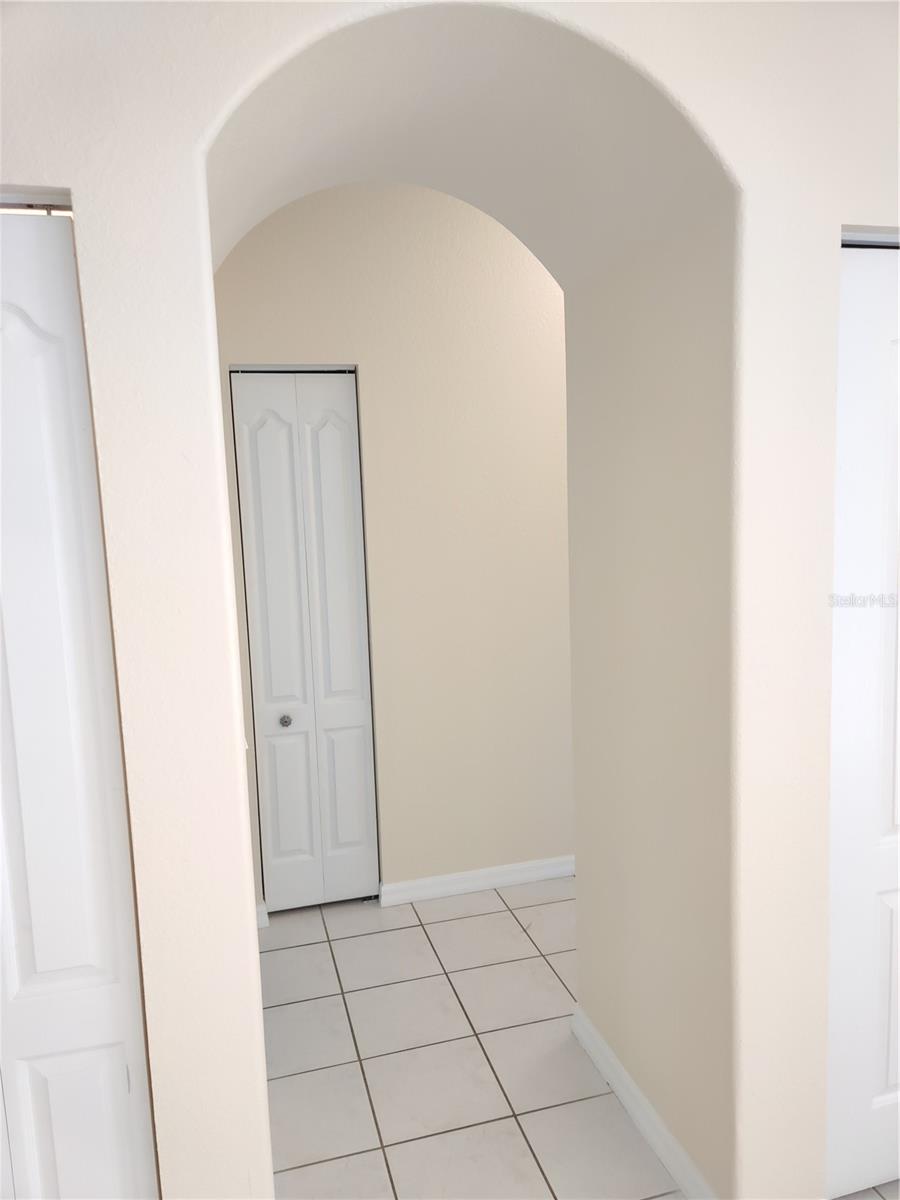 Image 32 of 42 For 5883 Monroe Road