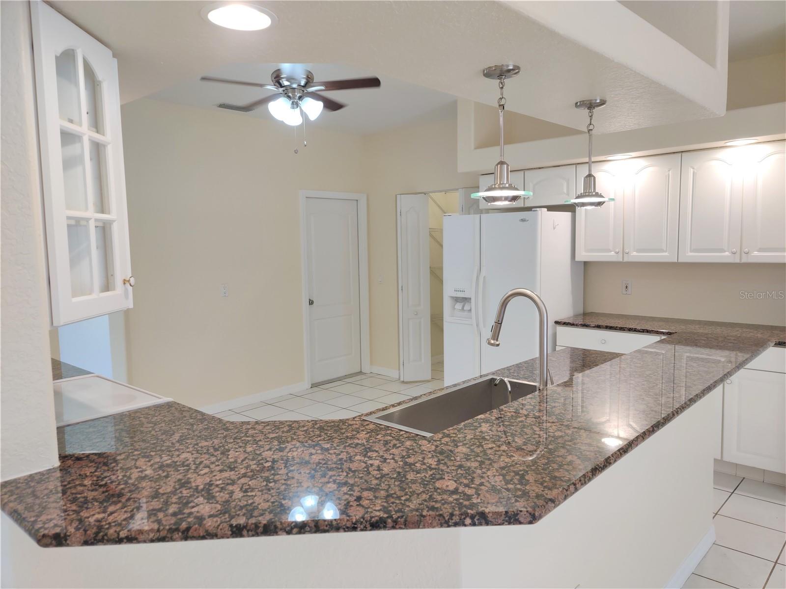 Image 9 of 42 For 5883 Monroe Road