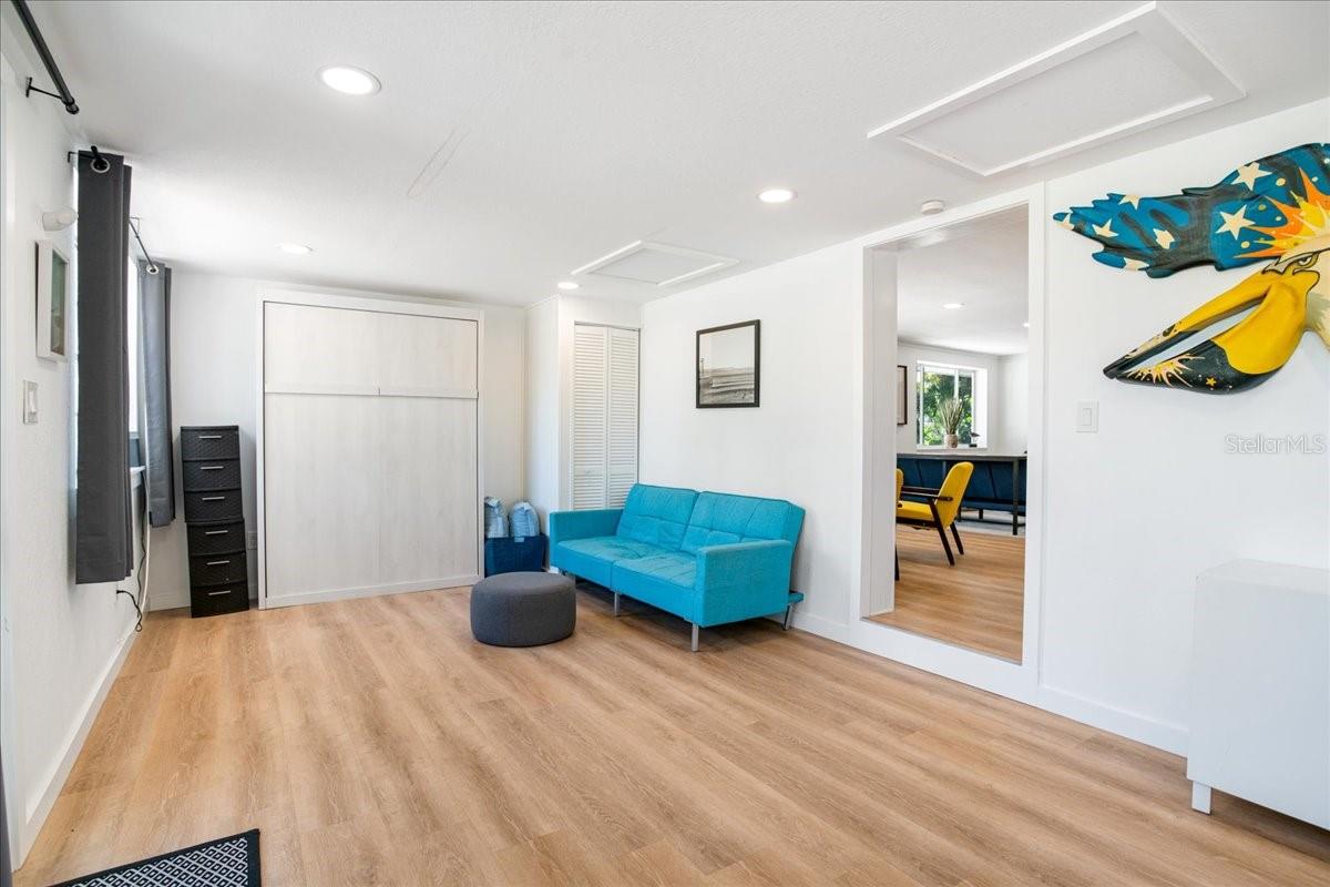 Image 23 of 44 For 4090 Pelican Shores Circle