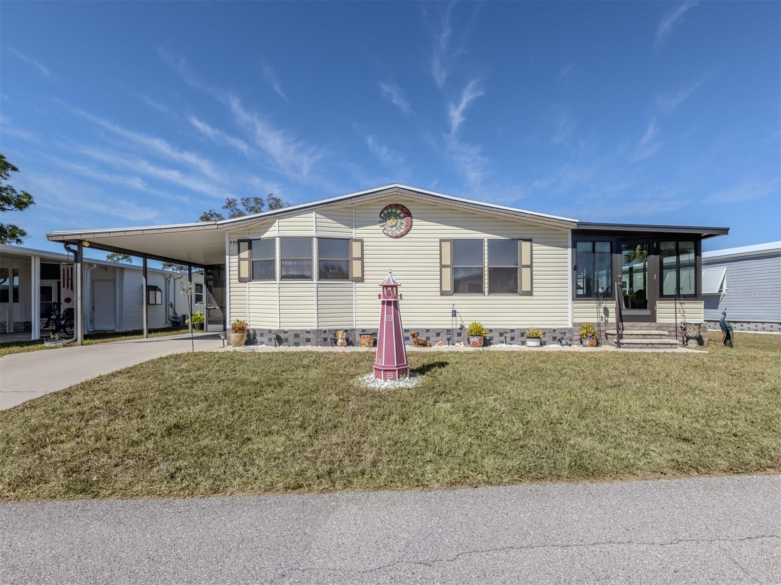 Listing photo id 0 for 599 Portside Drive