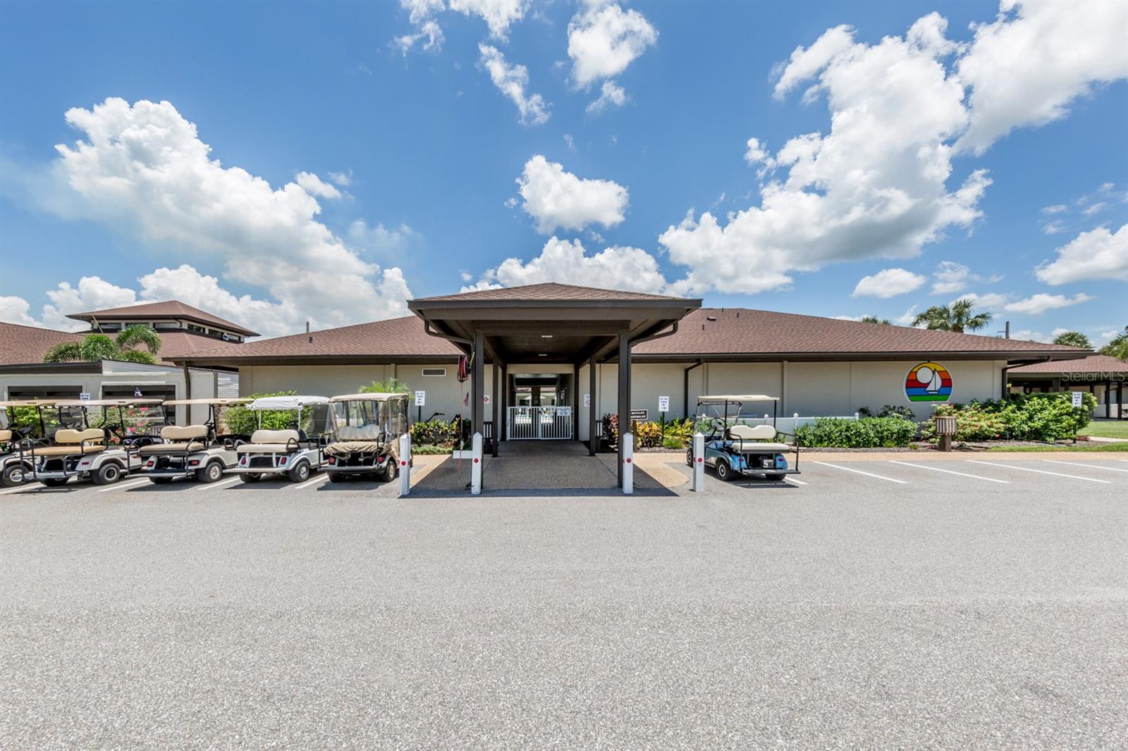 Listing photo id 30 for 599 Portside Drive