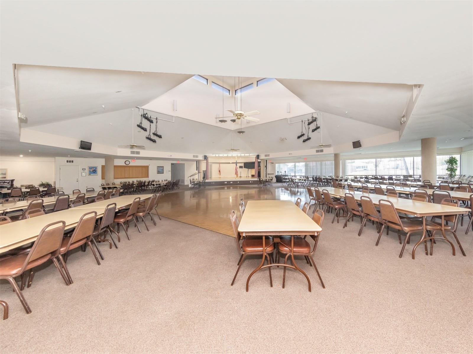 Listing photo id 55 for 599 Portside Drive