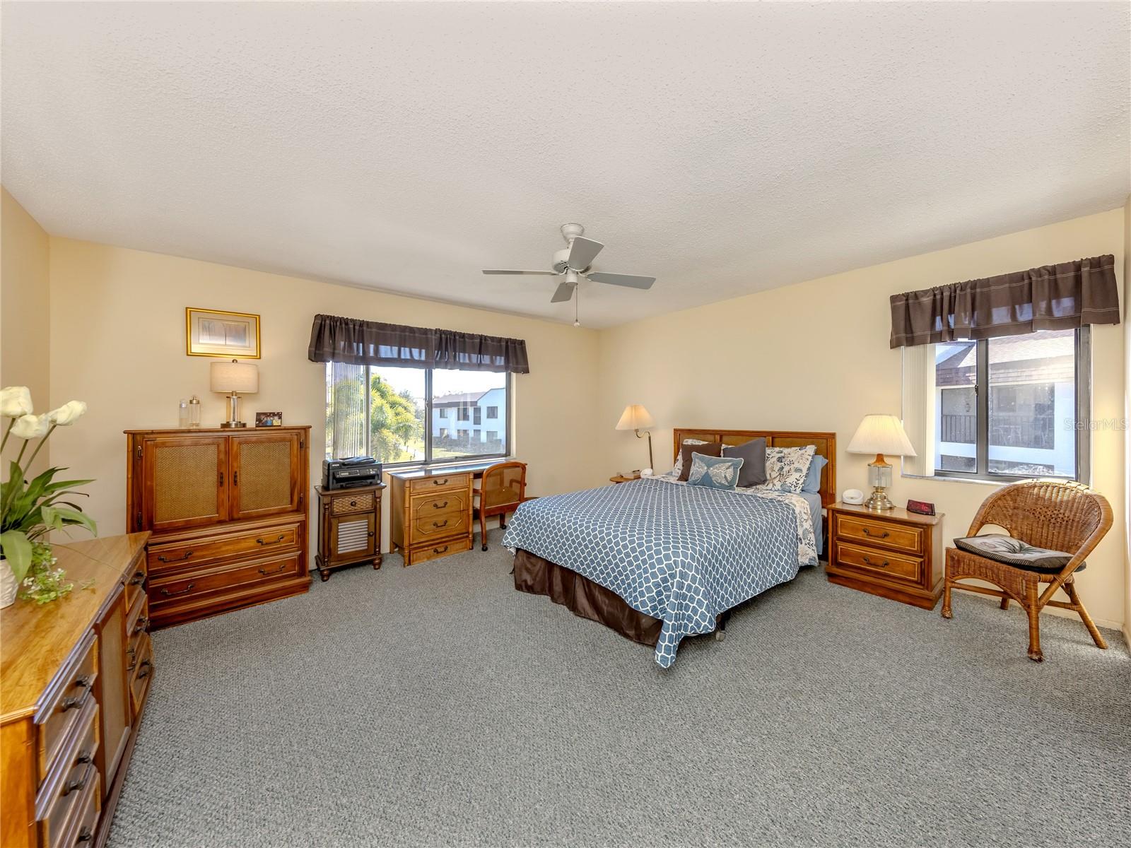 Image 16 of 35 For 800 Capri Isles Boulevard 236