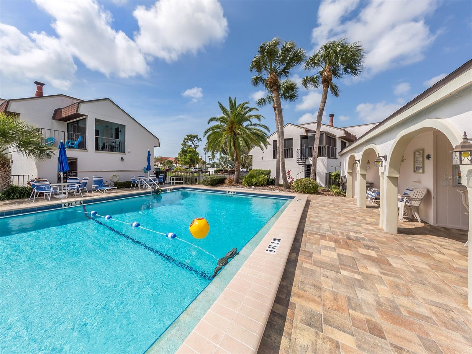 Image 25 of 35 For 800 Capri Isles Boulevard 236