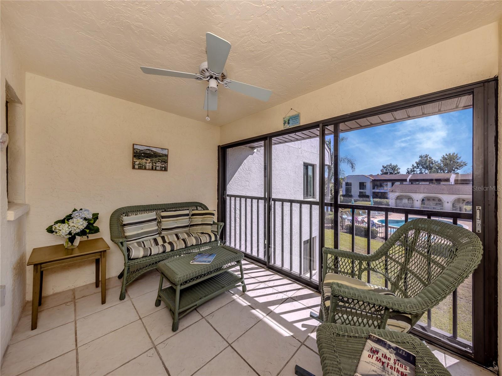 Image 4 of 35 For 800 Capri Isles Boulevard 236