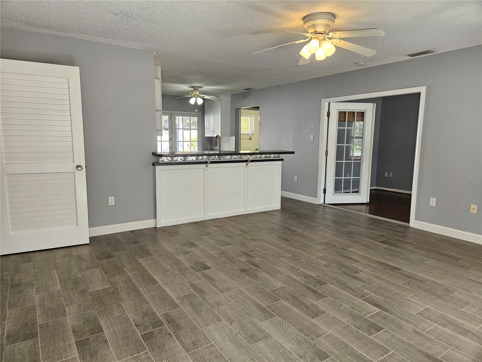 Image 2 of 45 For 272 Loyola Road