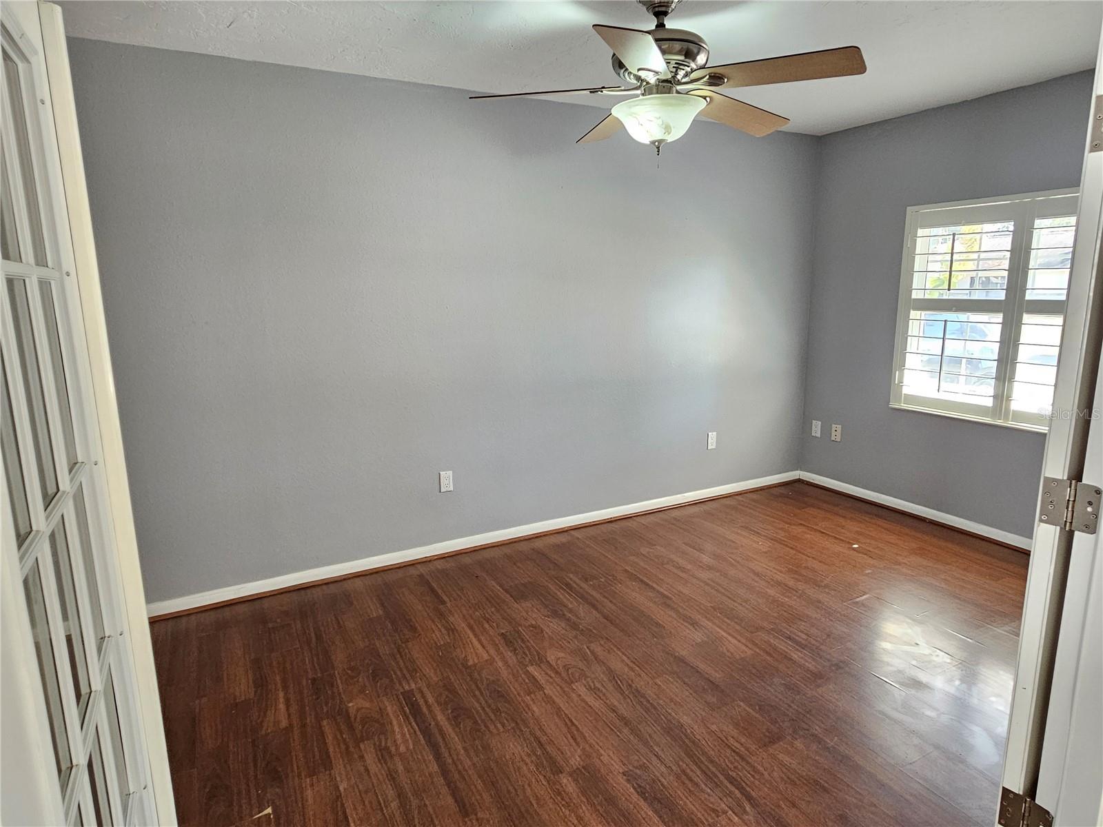 Image 23 of 45 For 272 Loyola Road