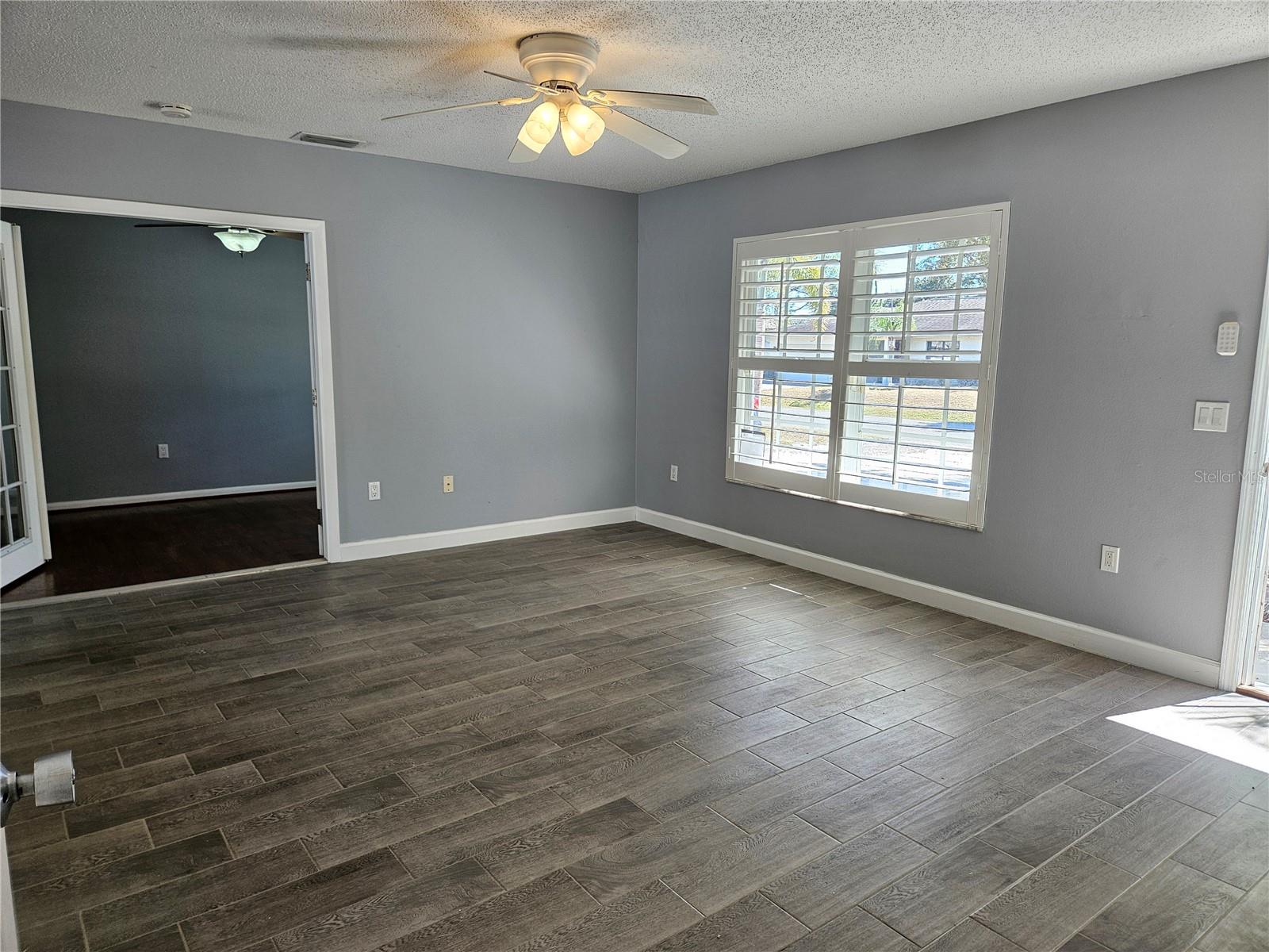 Image 3 of 45 For 272 Loyola Road