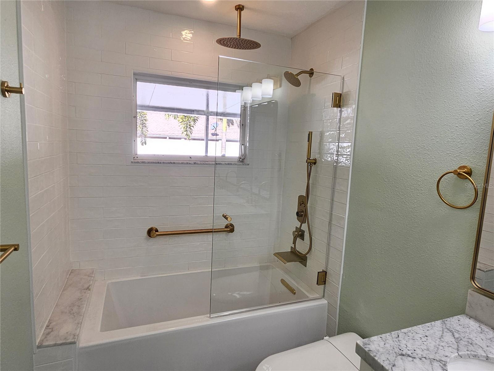 Image 37 of 45 For 272 Loyola Road